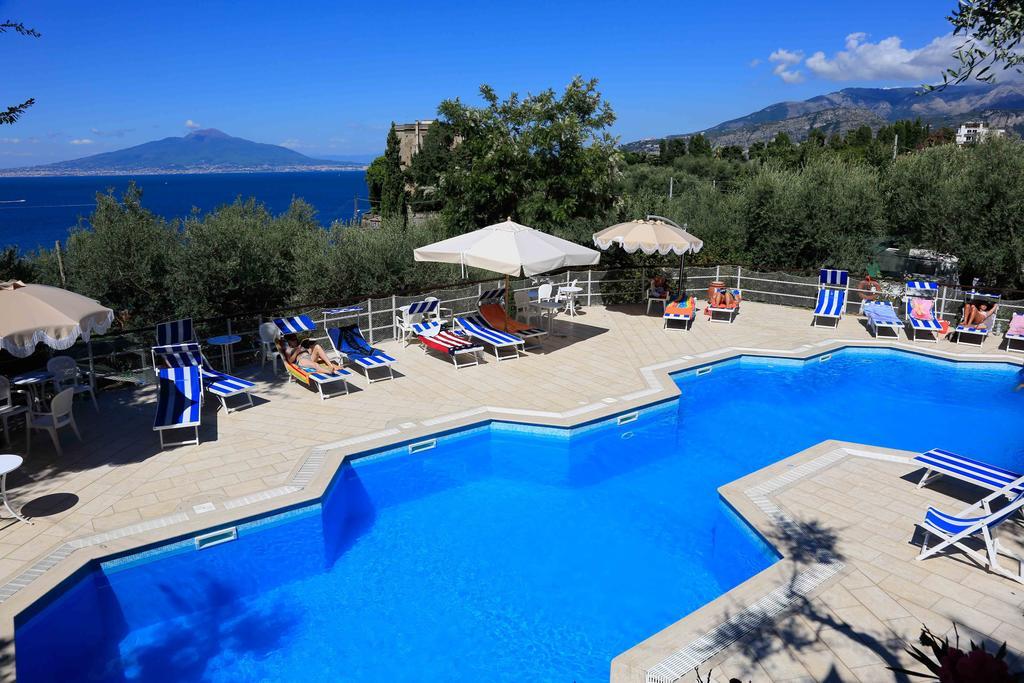 Camping Nube D'Argento Sorrento Exterior photo